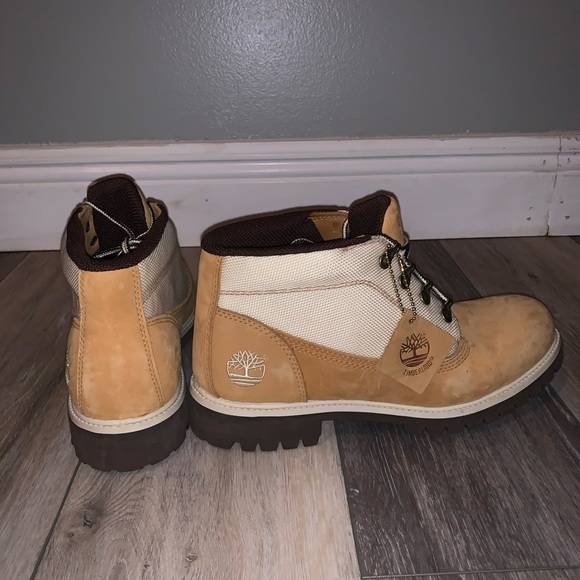 Brand new Timberland boots - Picture 3 of 3